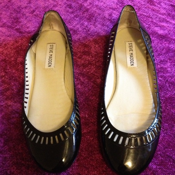 Steve Madden Shoes - Black Steve Madden Flats