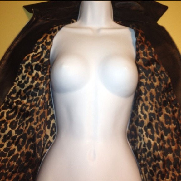 Authentic DOLCE & GABBANA VERY RARE LEATHER JACKET - Picture 3 of 4