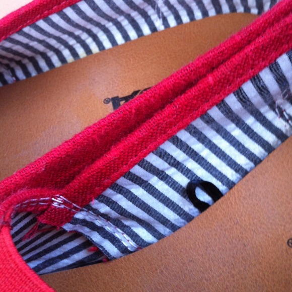 Shoes - Picture 4 of 4