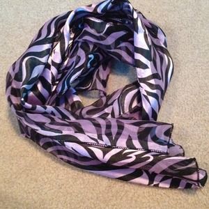 💜Black and purple china silk scarf💜