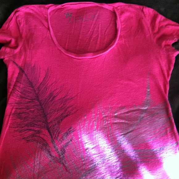 Nollie tee shirt