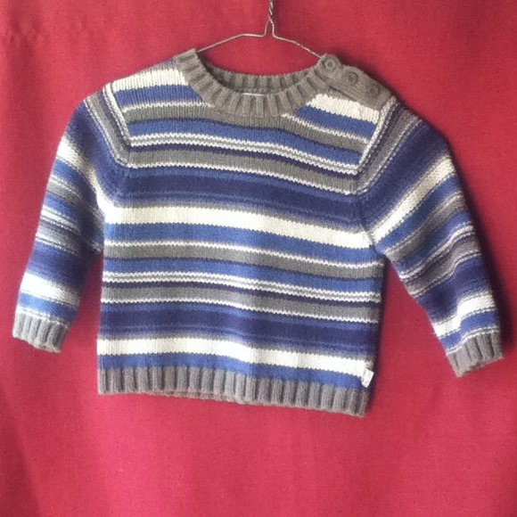Baby sweater