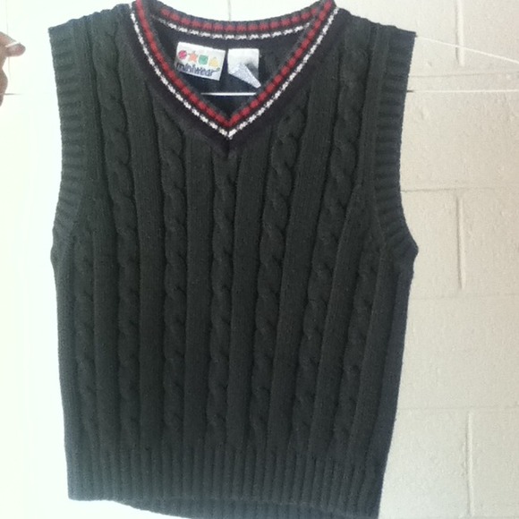 Sweater vest