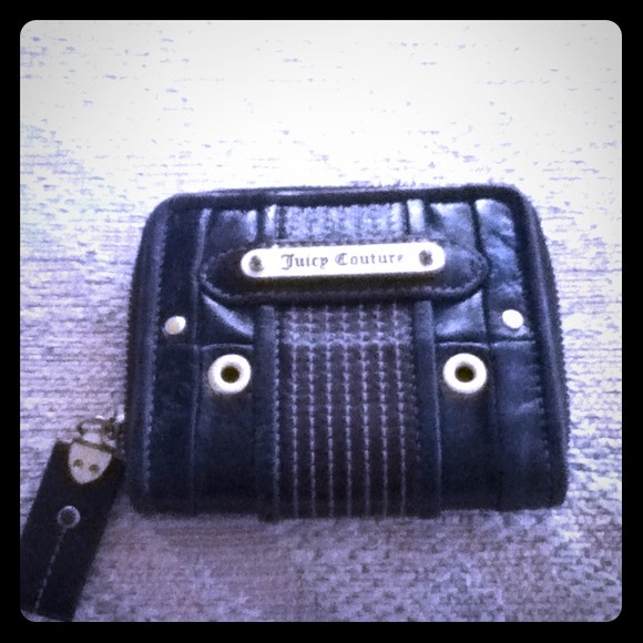 @joannypants Reserved!!