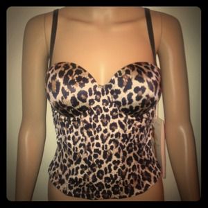 😝SALE😝 NWT Leopard/ Cheetah VS Bustier