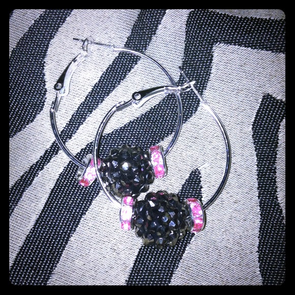 💖SOLD💖 New Pink rhinestone & shamballa earrings