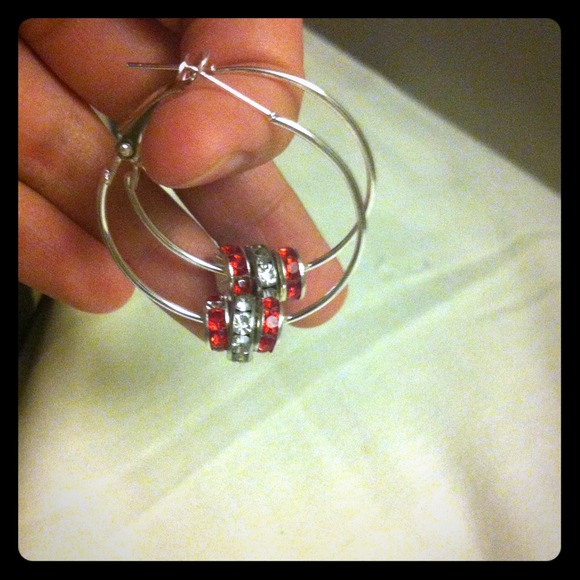 💖SOLD💖 New Red rhinestone hoops