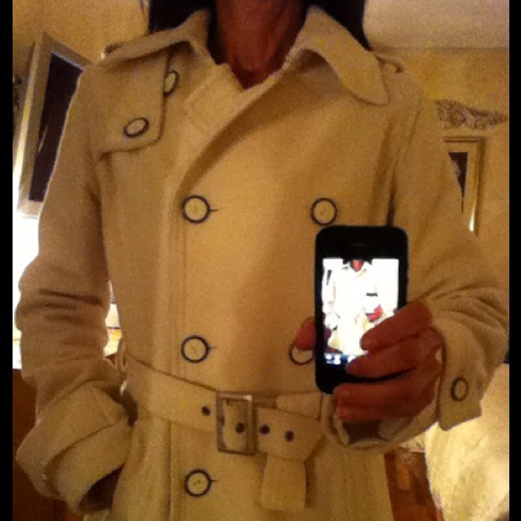 📦SOLD📦DKNY Cozy winter white wool coat