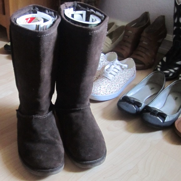 Ugg-style boots
