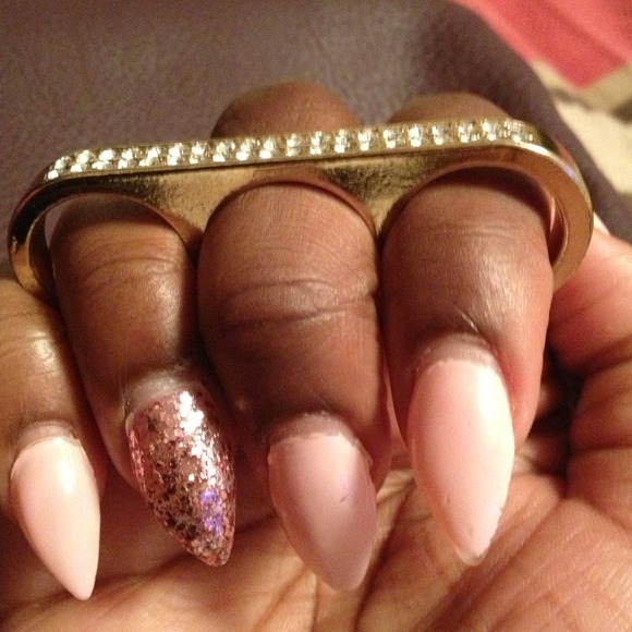 Diamond Cut Brass knuckle triple ring - Picture 3 of 4