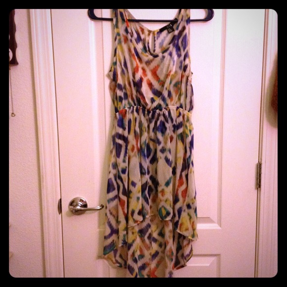 F21 Hi-Low Tribal Print Dress - Picture 1 of 3