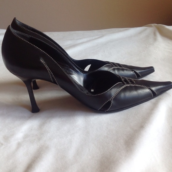 🔴SOLD🔴SERGIO ROSSI Black D'Orsay Pumps🔴SOLD🔴 - Picture 2 of 4