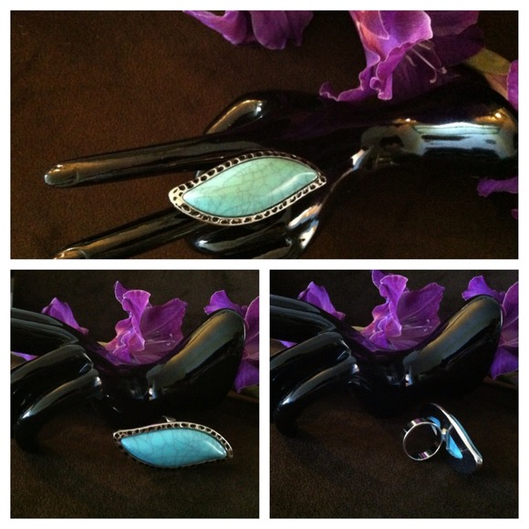Statement Turquoise Ring - Picture 2 of 2
