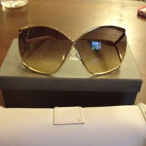 Dior Accessories - Christian Dior Sunglasses😎 Dior Accessories - Christian Dior Sunglasses😎