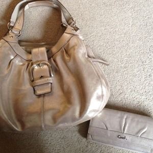 Reserved Authentic Coach metallic bag w/ wallet
