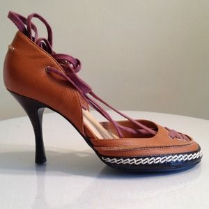 👠Brand new Colin Stuart Heels Size 8👠