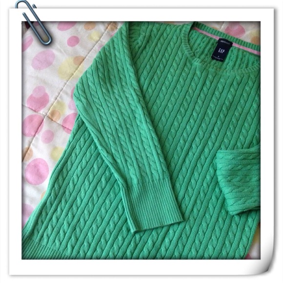 GAP - Picture 3 of 4