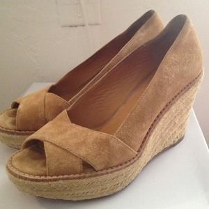 RESERED for KNMOORE Camel Suede platform wedge
