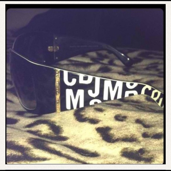 Marc by Marc Jacobs - Picture 2 of 2