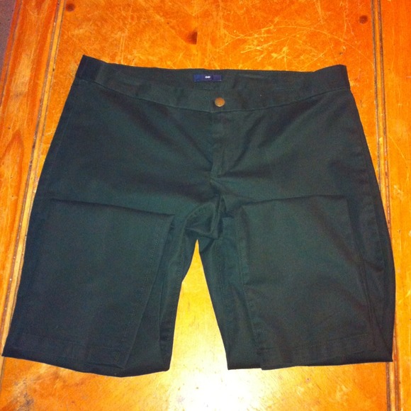 🌟🌟 REDUCED🌟🌟Gap size 14 Olive skinny pants