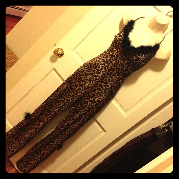 fredericks of hollywood cat halloween costume