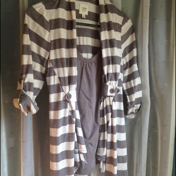 💥Sold💥 Cute top