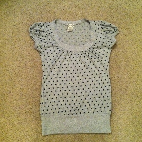 💢Sold💢Grey with navy blue polka dots shirt