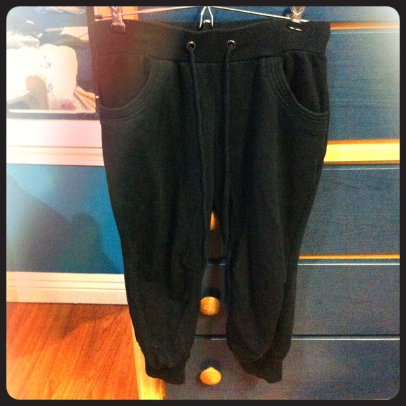 Black sweatpants
