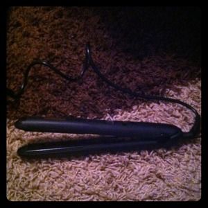 SOLDFlat iron