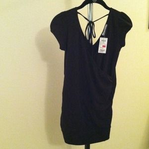 NWT Cute black shirt