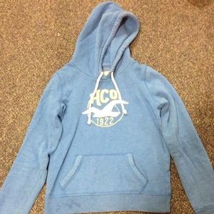 Hollister Sweatshirt!