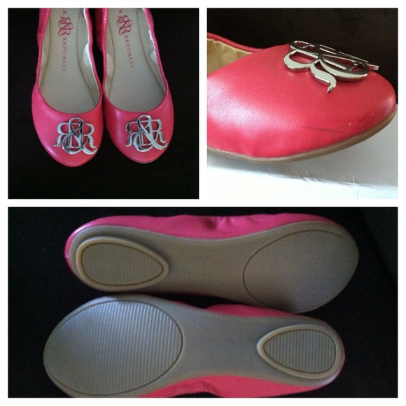 Rock & Republic Flats-New with Box - Picture 3 of 4