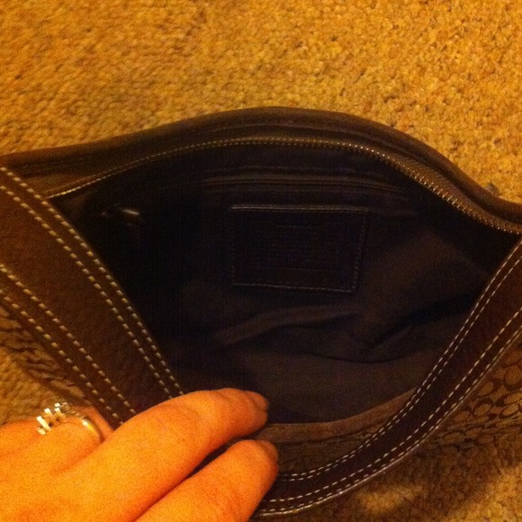 **REDUCED** Authentic Coach bag - Picture 4 of 4