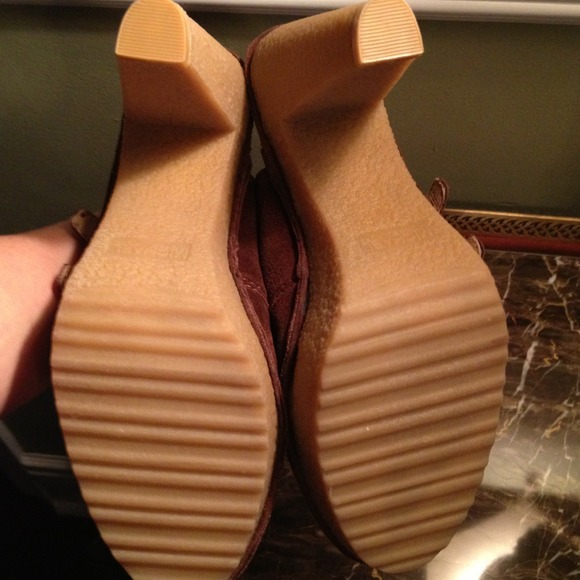 Michael Kors suede, slip on mules. Never worn. - Picture 2 of 3