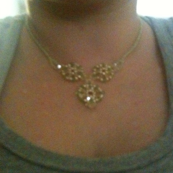 Green beaded necklace - Picture 2 of 2