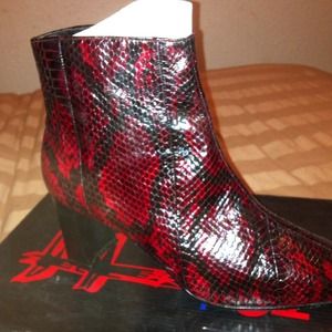 Ankle boots