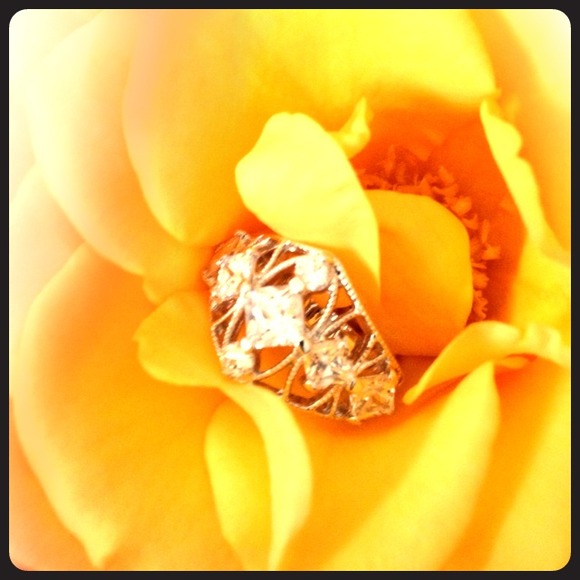 Silver cubic zirconia size 5