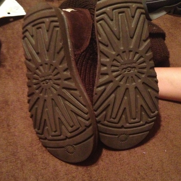 Brown tall or short knit uggs - Picture 3 of 3