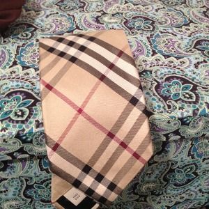 Burberry tie