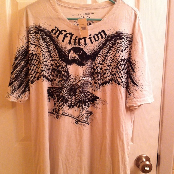 RESERVED!! NWT Men's Affliction shirt
