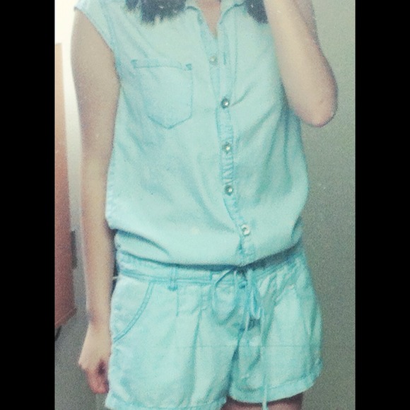 💢RESERVED💢Light blue jumper for laceyajo