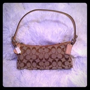 🎀 Reserved 🎀Authentic Coach