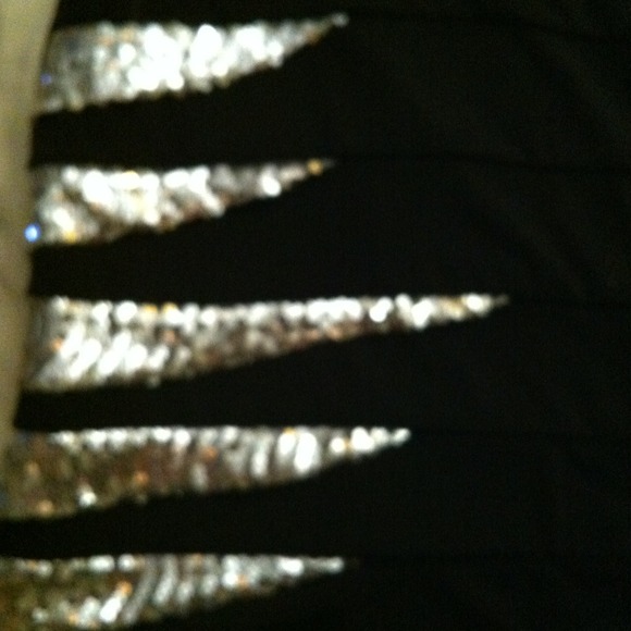 Black dress with silver sequence stripes - Picture 2 of 3