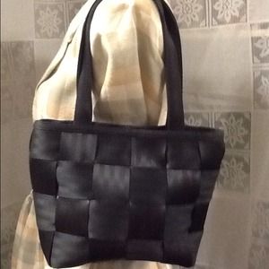 Black the original Seatbelt Bag