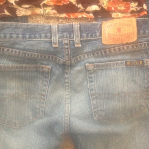 Jeans - Picture 2 of 4