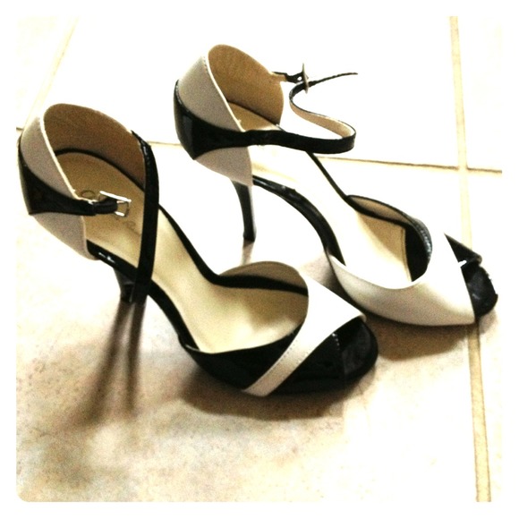 Peep toe heels