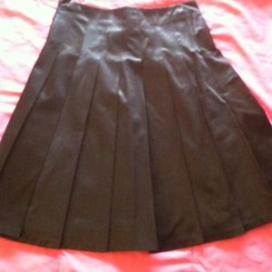 Faux Leather pleated skirt