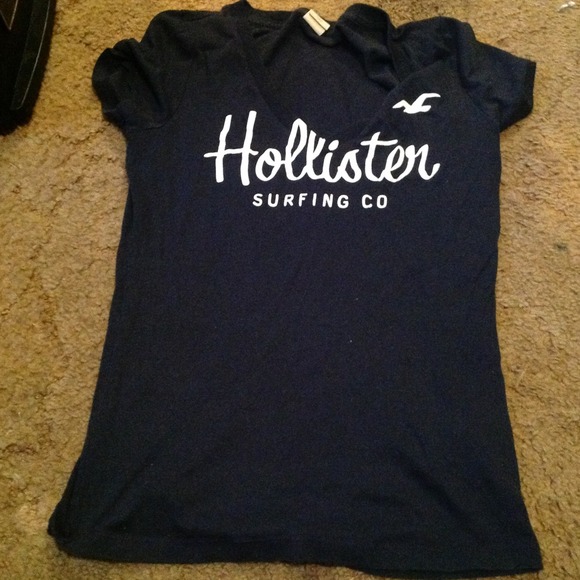 Hollister shirt