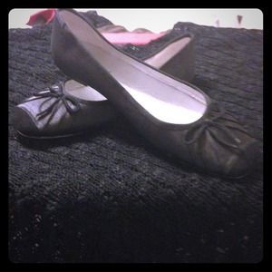 Kenneth Cole Black Ballerina **Reserved****