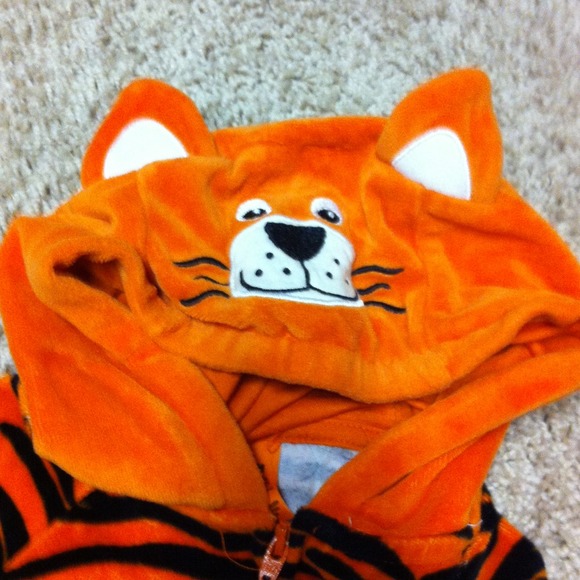 🌟SOLD🌟 - Picture 2 of 2